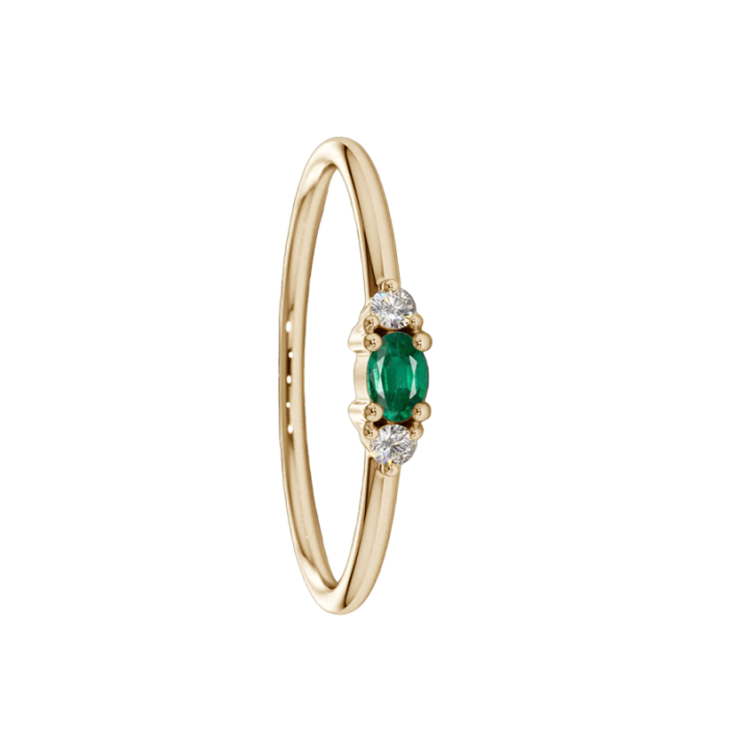 anel esmeralda oval e diamantes